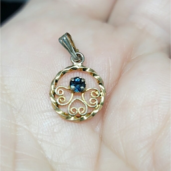 Unbranded Jewelry - Dainty Sapphire and Gold Plated Pendant